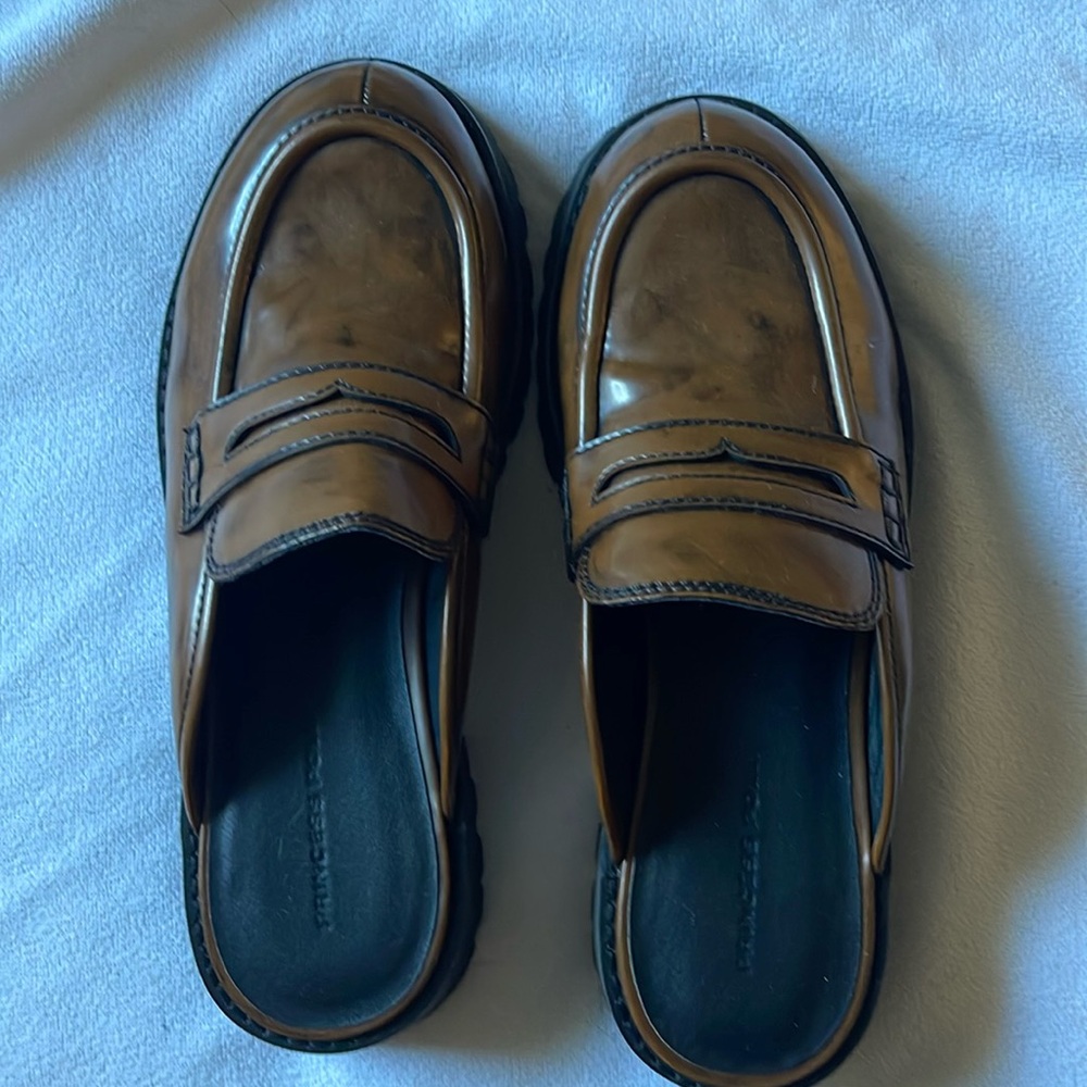 SIZE 10 Vintage Style Loafers